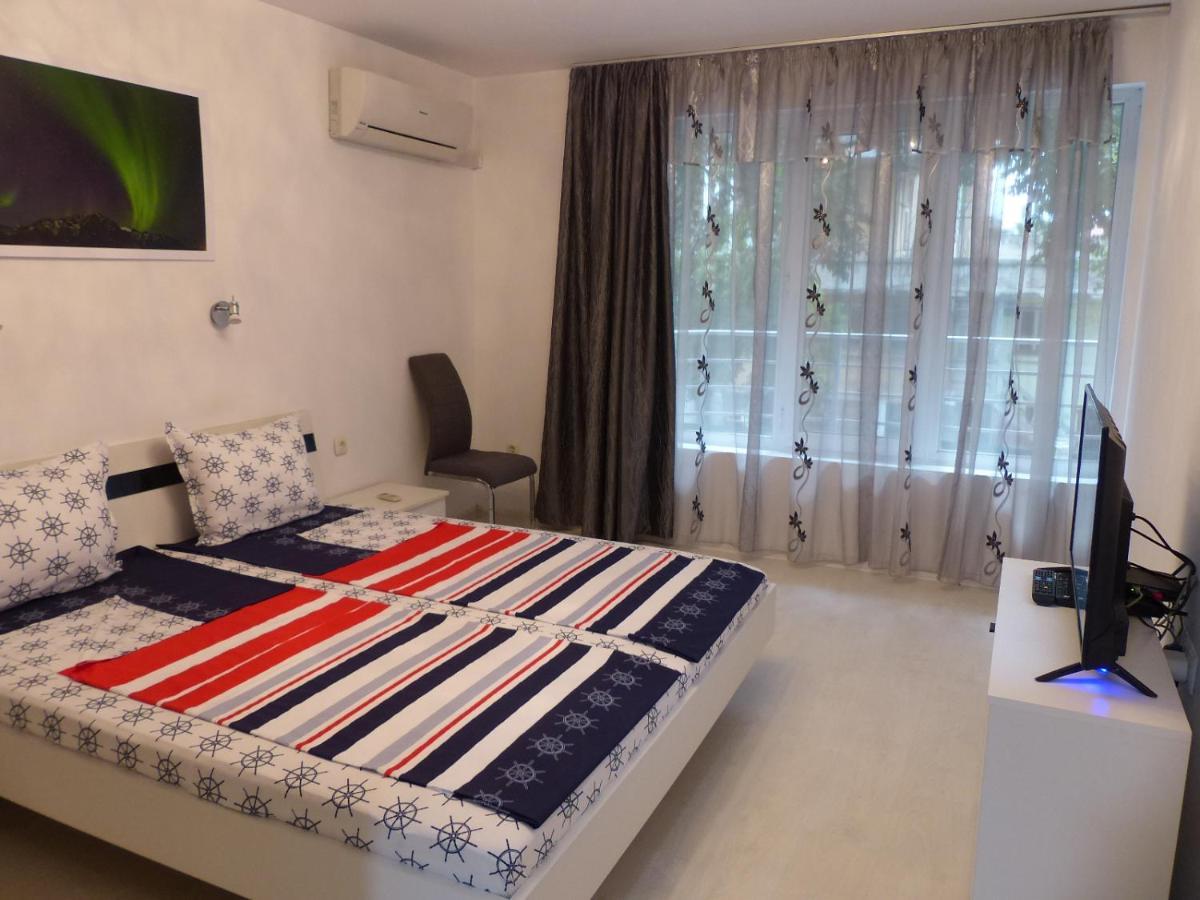Apartament Holiday Burgas City Eksteriør billede