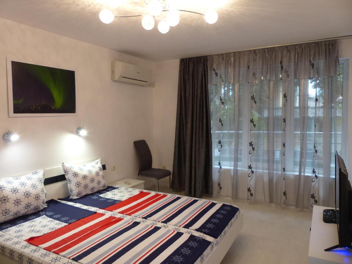 Apartament Holiday Burgas City Eksteriør billede